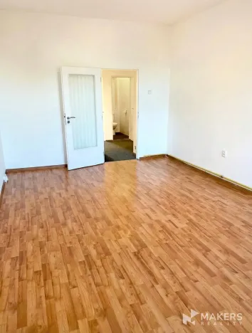 Pronájem bytu 2+kk, Praha - Vysočany, Freyova, 49 m2