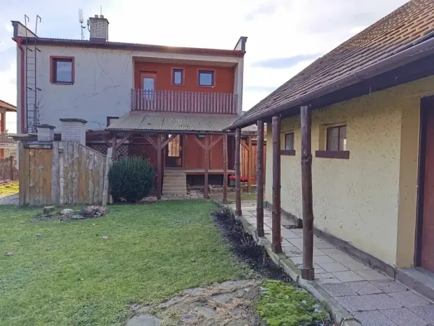Pronájem rodinného domu, Hluk, Květnová, 350 m2