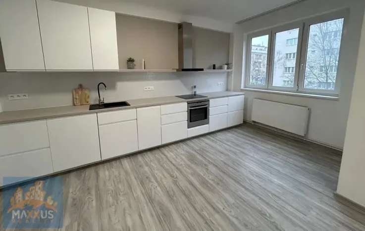 Pronájem bytu 2+kk, Praha - Krč, Neveklovská, 45 m2