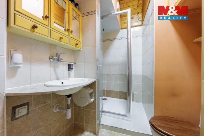 Prodej bytu 4+1, Karlovy Vary, Ondřejská, 79 m2