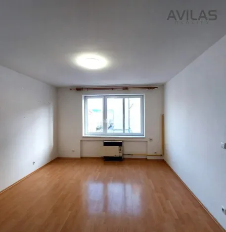 Pronájem bytu 1+kk, Benešov, Jiráskova, 30 m2