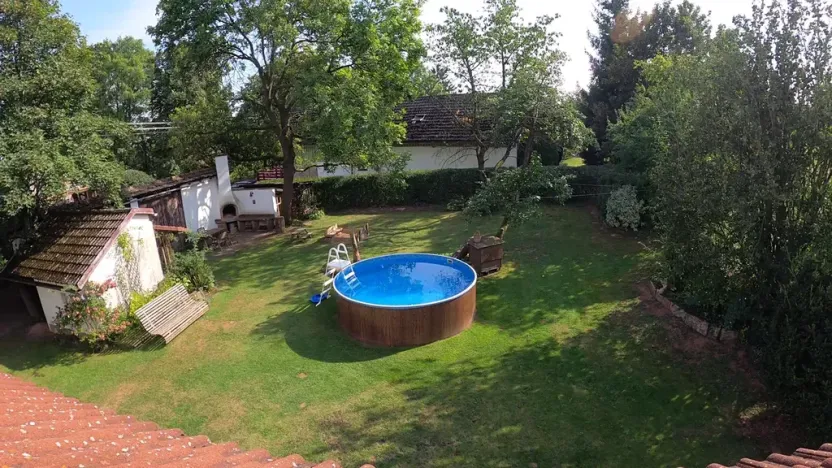 Prodej rodinného domu, Pecka, 300 m2