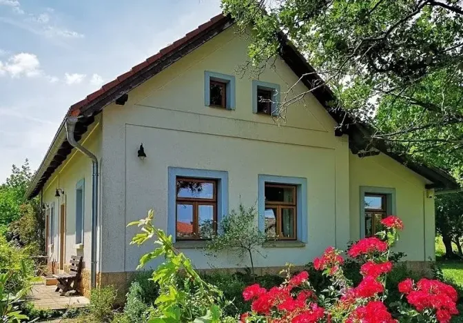 Prodej chalupy, Pecka, 300 m2