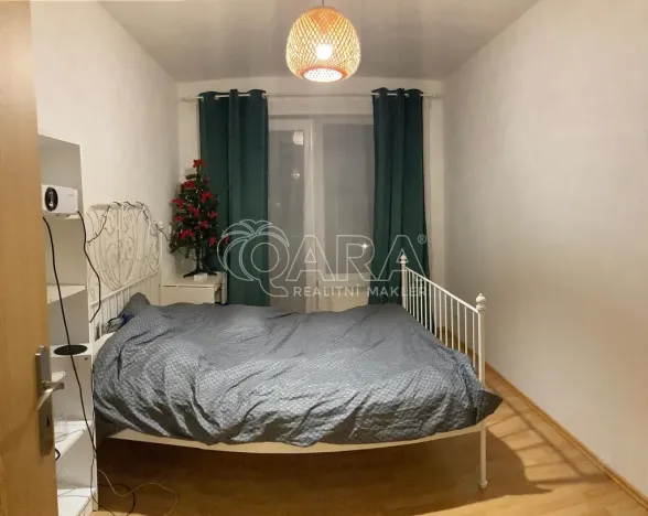 Pronájem bytu 2+kk, Praha, V dolině, 50 m2