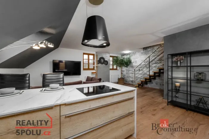 Prodej bytu 4+kk, Plzeň - Lobzy, Lobezská, 120 m2