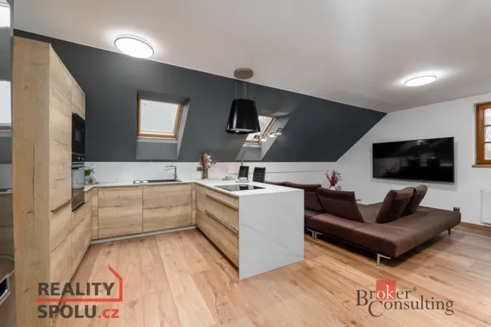 Prodej bytu 4+kk, Plzeň - Lobzy, Lobezská, 120 m2