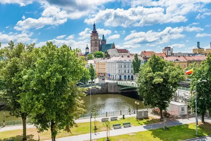 Pronájem bytu 1+kk, Hradec Králové, náměstí Svobody, 30 m2