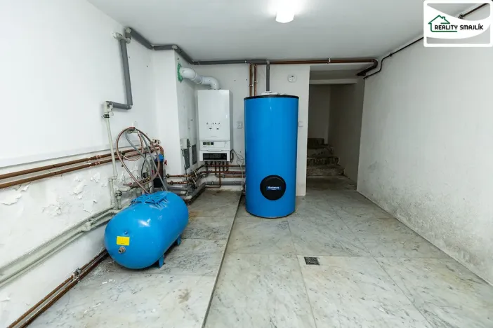 Prodej rodinného domu, Plesná, Sokolská, 500 m2