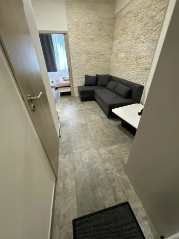 Pronájem bytu 2+kk, Praha - Nové Město, Sokolská, 23 m2