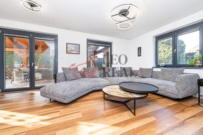 Prodej rodinného domu, Jesenice - Osnice, Hledíková, 164 m2