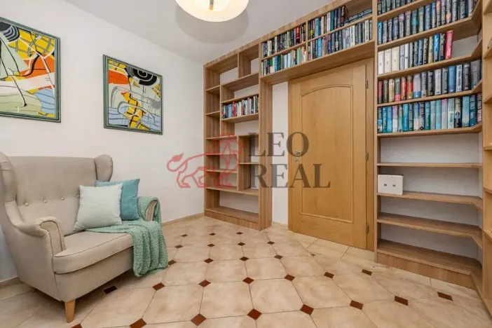 Prodej rodinného domu, Jesenice - Osnice, Hledíková, 164 m2