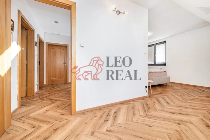 Prodej rodinného domu, Jesenice - Osnice, Hledíková, 164 m2