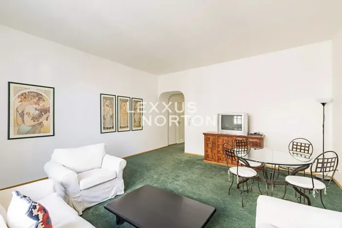 Pronájem bytu 3+1, Praha - Nové Město, Odborů, 87 m2