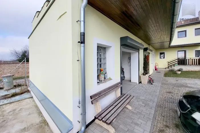 Prodej bytu 3+kk, Hrádek, 112 m2