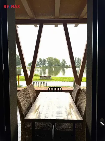 Prodej restaurace, Pasohlávky, 272 m2