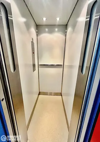 Prodej bytu 2+1, Hradec Králové, Fričova, 38 m2