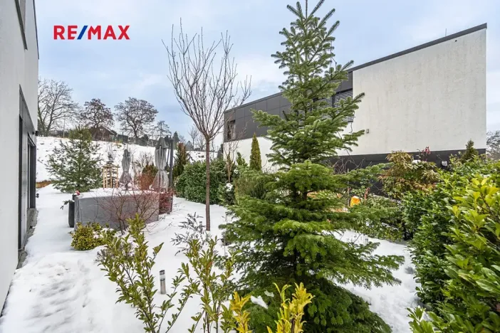 Pronájem vily, Praha - Lysolaje, 150 m2