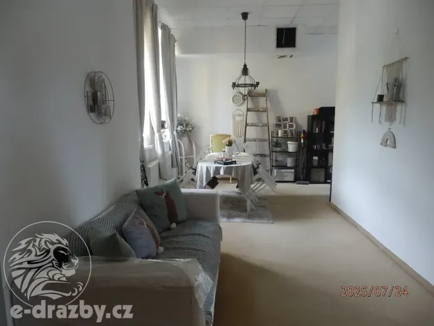 Dražba kanceláře, Vysoká Pec, 1300 m2