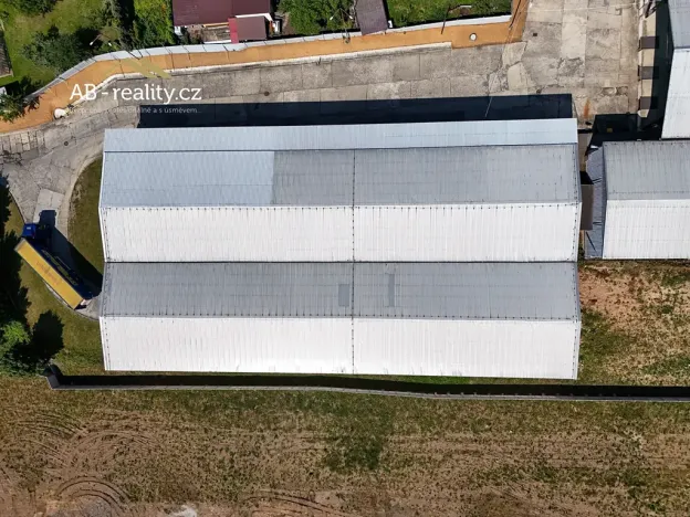 Pronájem skladu, Novosedlice, 2225 m2