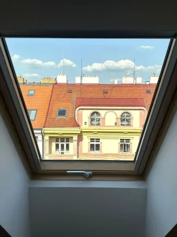 Pronájem bytu 1+kk, Praha - Vinohrady, Boleslavská, 37 m2