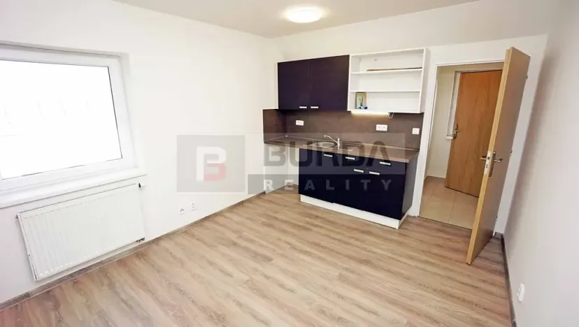 Pronájem bytu 1+kk, Neratovice, 25 m2