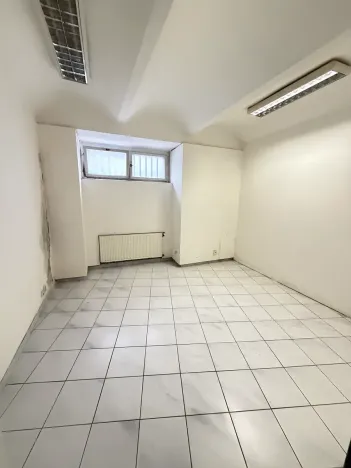 Pronájem obchodního prostoru, Praha - Nové Město, Na Zderaze, 300 m2