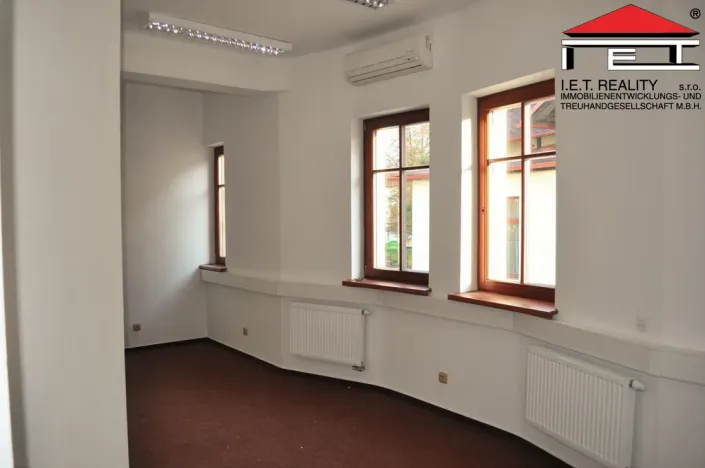 Pronájem kanceláře, Ostrava, Kralická, 128 m2