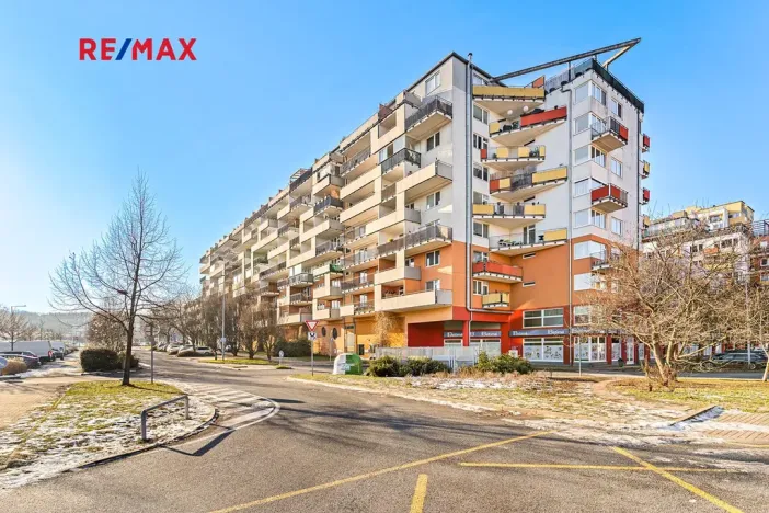 Pronájem bytu 2+kk, Praha - Vysočany, Podkovářská, 54 m2