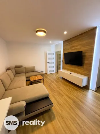 Pronájem bytu 2+kk, Ostrava - Poruba, Podroužkova, 50 m2