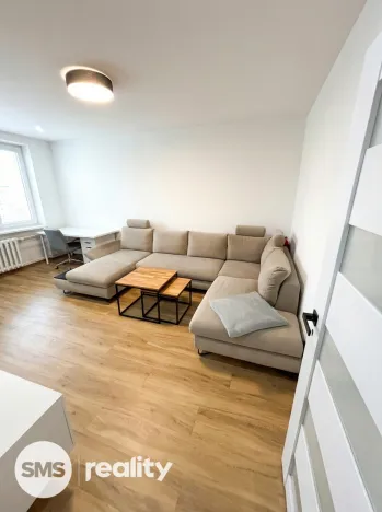 Pronájem bytu 2+kk, Ostrava - Poruba, Podroužkova, 50 m2