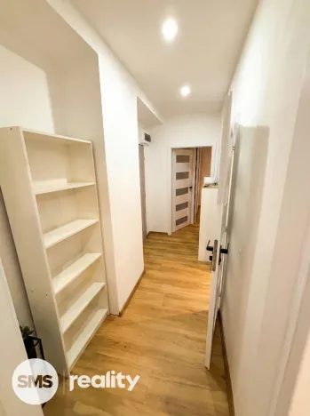 Pronájem bytu 2+kk, Ostrava - Poruba, Podroužkova, 50 m2