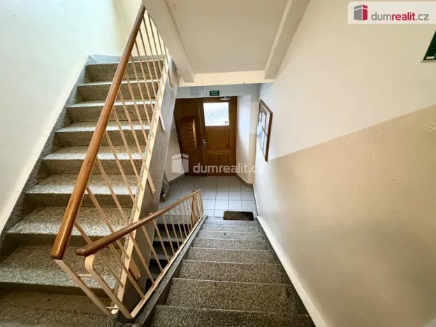 Prodej bytu 2+1, Ostrov, Jáchymovská, 56 m2