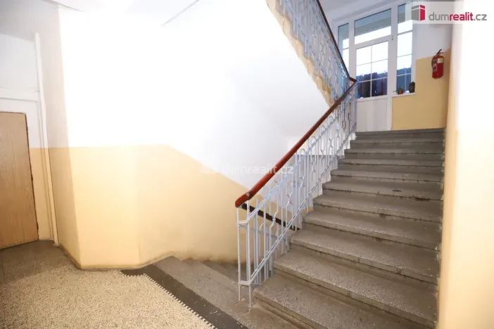 Pronájem bytu 2+1, Cheb, Vrchlického, 68 m2