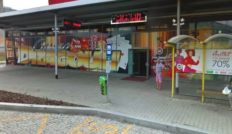 Pronájem obchodního prostoru, Cheb, Dragounská, 230 m2