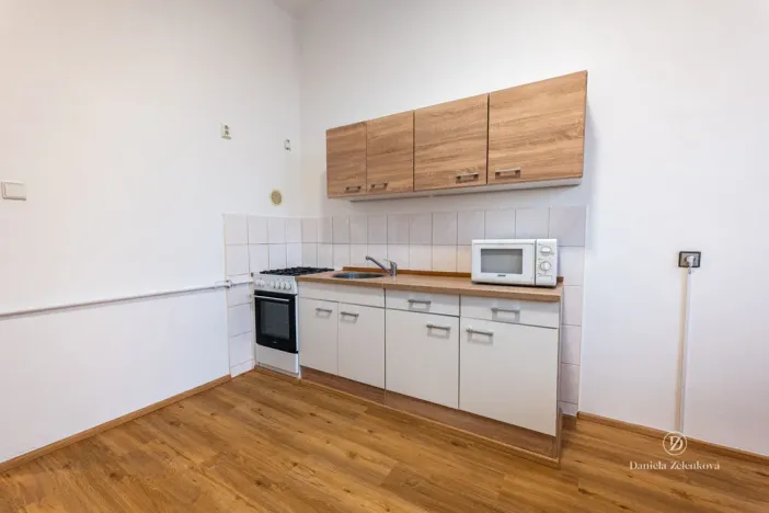 Pronájem bytu 3+1, České Budějovice - České Budějovice 3, J. Plachty, 85 m2