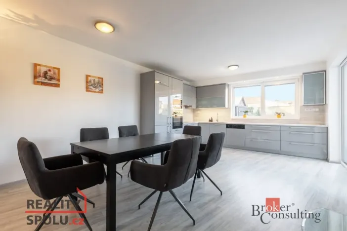 Prodej rodinného domu, Rajhradice, Za Sokolovnou, 120 m2