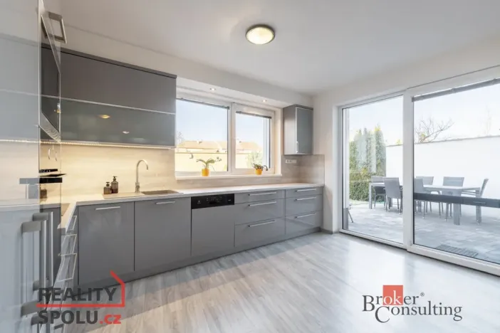 Prodej rodinného domu, Rajhradice, Za Sokolovnou, 120 m2