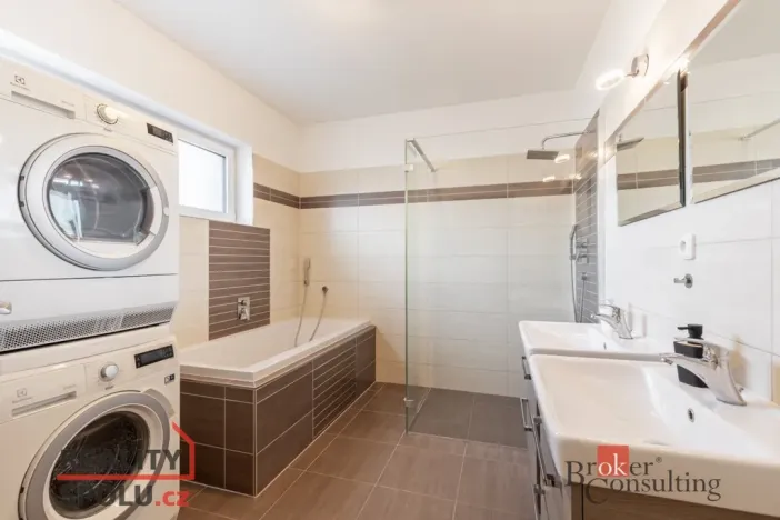 Prodej rodinného domu, Rajhradice, Za Sokolovnou, 120 m2