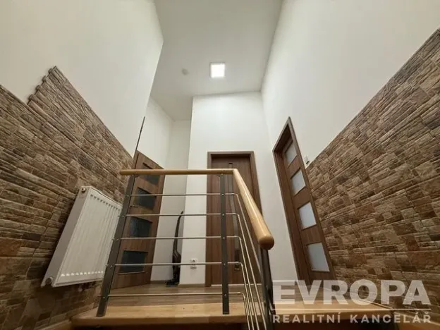 Prodej rodinného domu, Praha - Radotín, Na Krupičárně, 96 m2