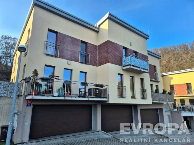 Prodej rodinného domu, Praha - Radotín, Na Krupičárně, 96 m2