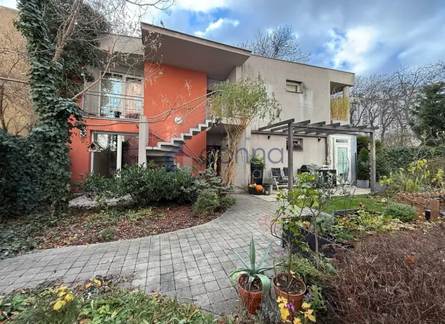 Pronájem bytu 2+kk, Praha, Slezská, 60 m2