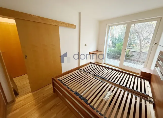 Pronájem bytu 2+kk, Praha, Slezská, 60 m2