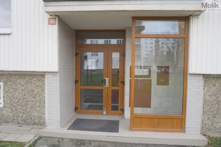 Pronájem bytu 1+1, Chomutov, Matěje Kopeckého, 36 m2