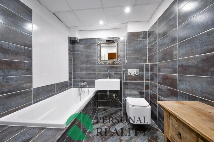 Prodej bytu 4+1, Mariánské Lázně, Anglická, 152 m2