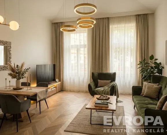 Pronájem bytu 2+kk, Praha - Vinohrady, U Zvonařky, 65 m2