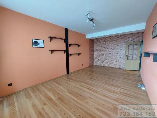 Prodej bytu 2+1, Krnov - Pod Cvilínem, SPC S, 55 m2