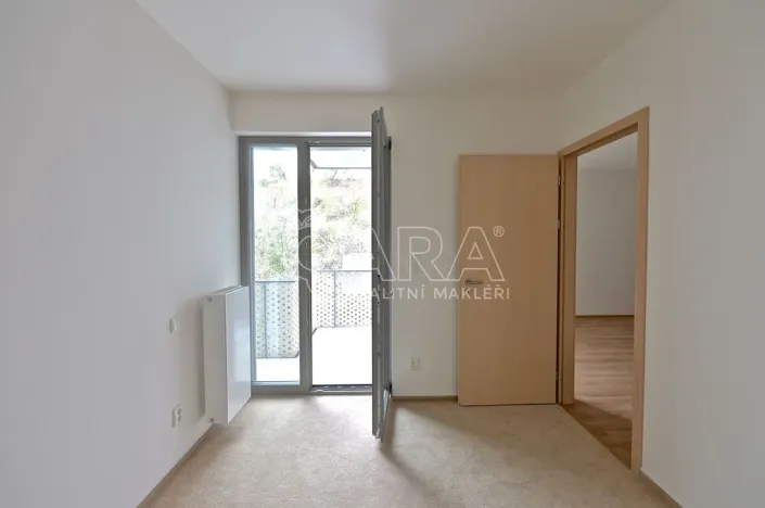 Pronájem bytu 2+kk, Praha - Žižkov, Hartigova, 39 m2