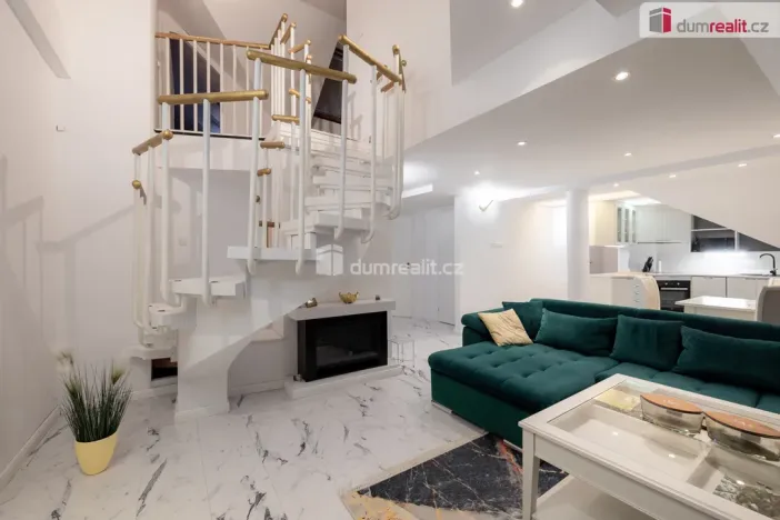 Prodej bytu 5+kk, Rakovník - Rakovník I, Nádražní, 130 m2