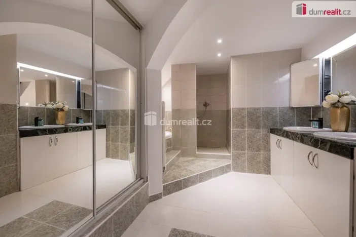 Prodej bytu 5+kk, Rakovník - Rakovník I, Nádražní, 130 m2