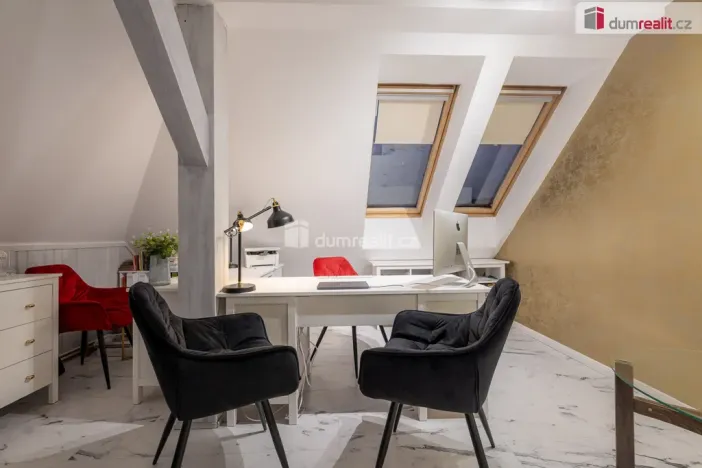 Prodej bytu 5+kk, Rakovník - Rakovník I, Nádražní, 130 m2